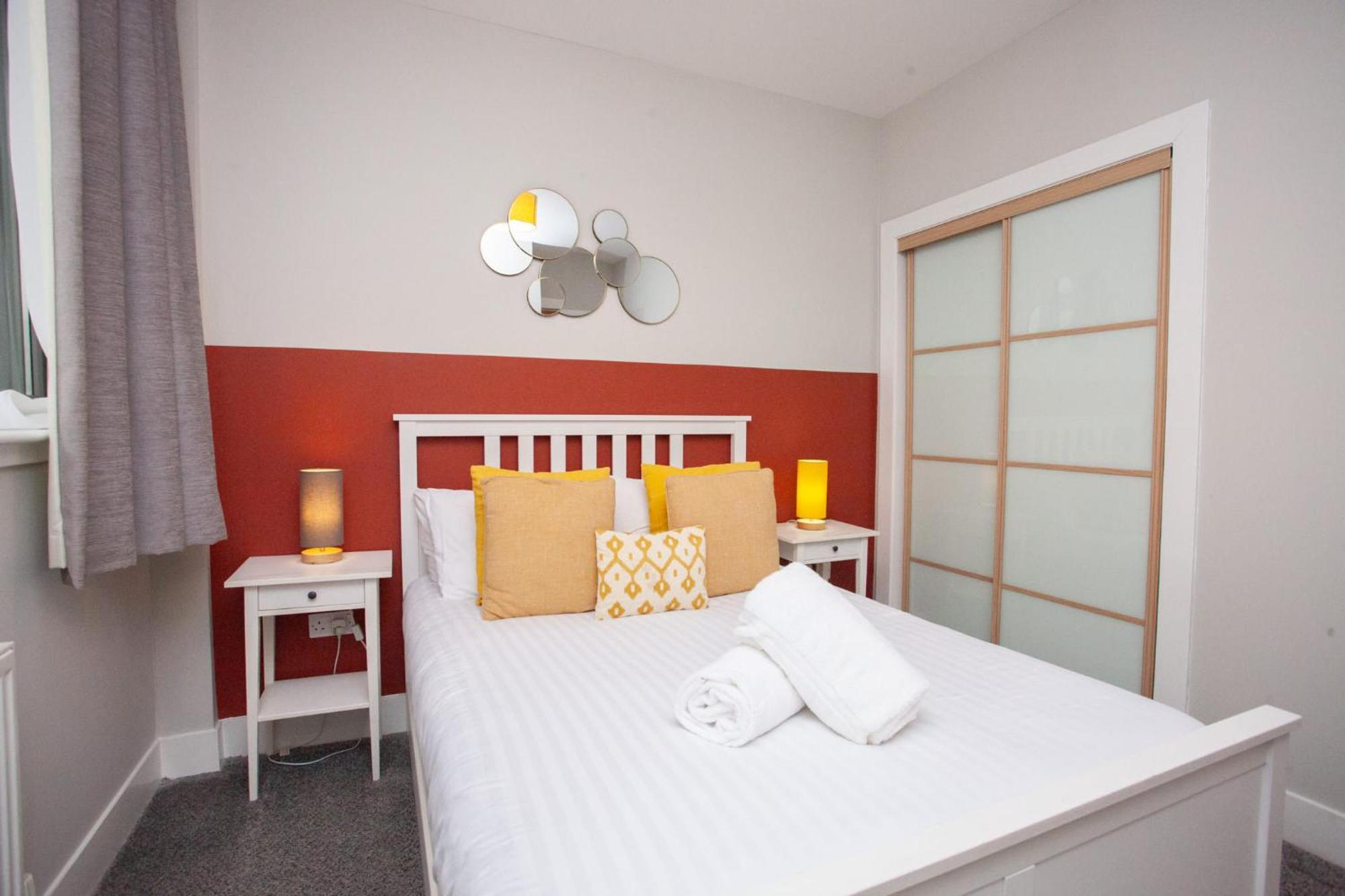 1 Bedroom Flat In The Heart Of Merchant City グラスゴー エクステリア 写真
